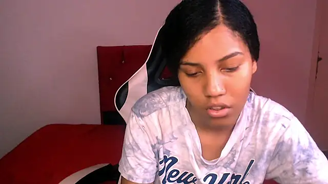 Tainara ebony online show from October 20, 2025, 7:14 pm