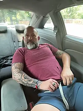 fuckadilf online show from July 2, 2026, 5:41 pm