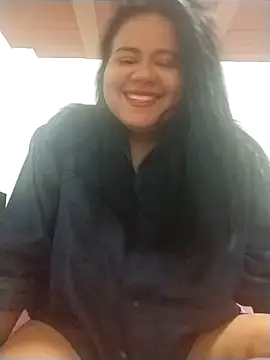 Tania cruz  online show from November 25, 2025, 4:02 am