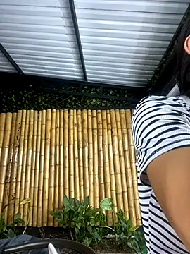 cloe taylor   online show from November 5, 2025, 3:42 am