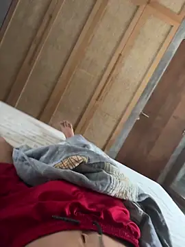 Snapshot of HenryLee1983-cums chatting on December 20, 2025, 2:03 am HenryLee1983-cums online show from December 20, 2025, 2:03 am