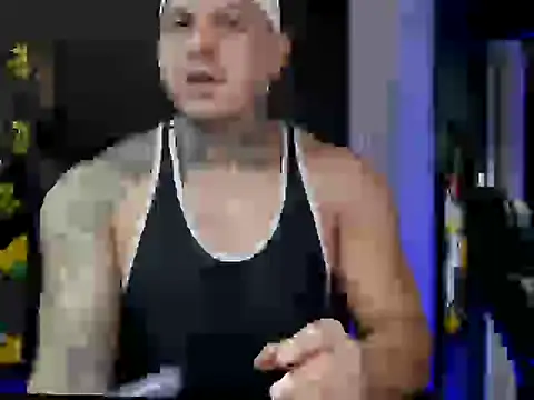 MAXIMO VEGA online show from October 14, 2025, 10:20 pm