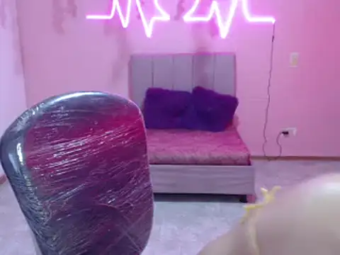 cristal hills 19 online show from November 13, 2025, 6:12 pm