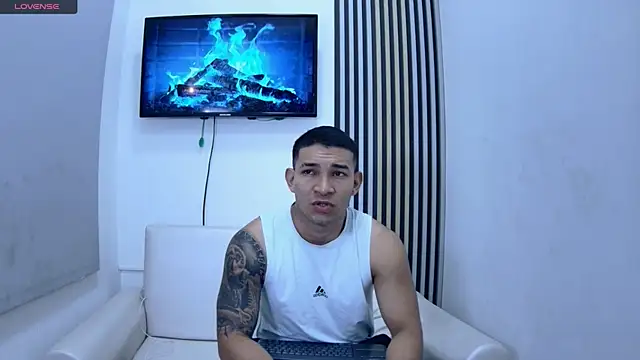 venedic bull online show from November 27, 2025, 4:24 am