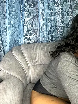 SukiyamaAsia online show from November 1, 2025, 5:51 pm