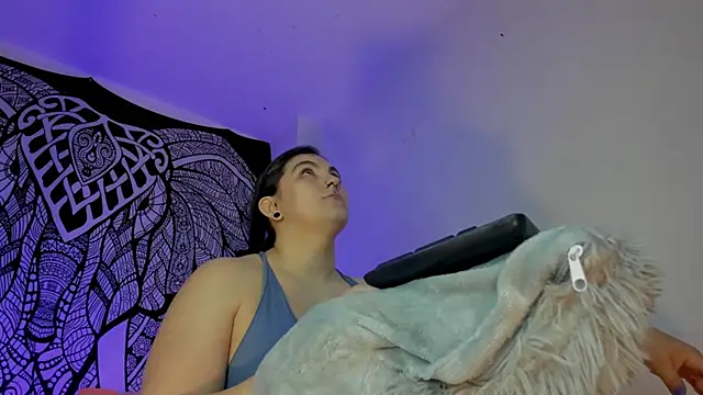 Anny ferrer1 online show from March 13, 2026, 10:15 pm