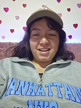 Snapshot of annyaparis chatting on February 14, 2026, 1:28 am annyaparis online show from February 14, 2026, 1:28 am