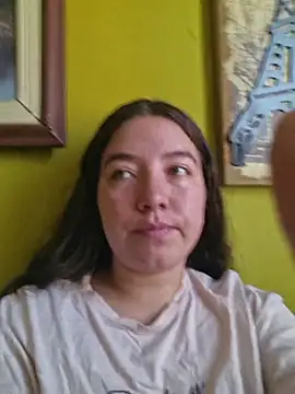 annyaparis online show from November 23, 2025, 8:30 pm