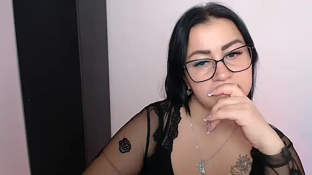 Snapshot of Melanka_milka chatting on October 9, 2025, 1:22 pm Melanka milka online show from October 9, 2025, 1:22 pm