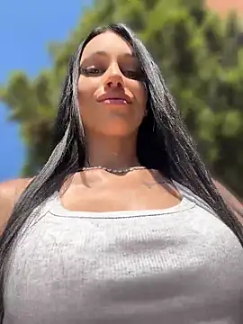 ilariea girl online show from May 29, 2026, 1:28 pm