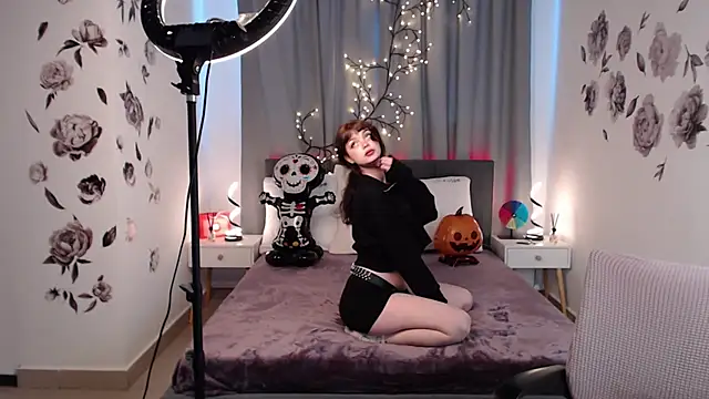 MileyRood online show from November 4, 2025, 11:52 pm