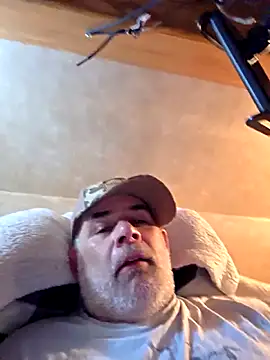 DeeBestEver online show from December 22, 2025, 1:17 am