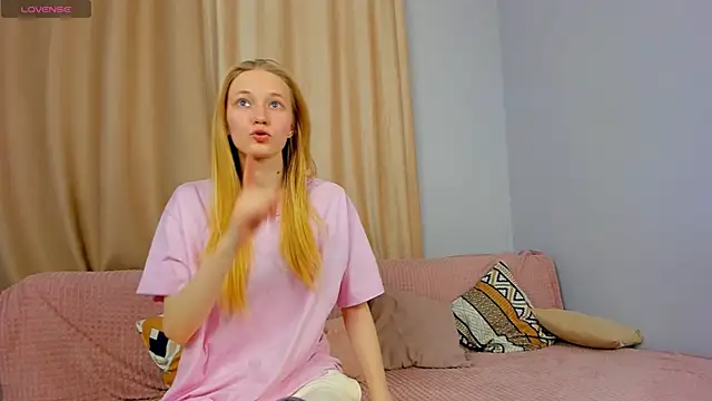 LoversFire online show from November 11, 2025, 3:18 pm