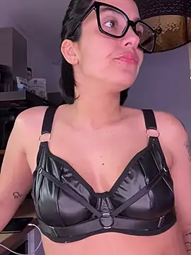 LaPetiteKim online show from March 15, 2026, 8:16 pm