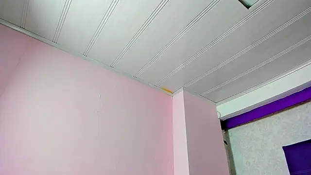 LeaMoreau22 online show from November 2, 2025, 12:54 pm