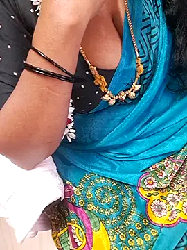 Tamil Ammani online show from November 20, 2025, 1:23 pm