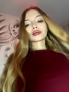 Snapshot of _Siennaaa_ chatting on October 20, 2025, 2:39 pm Siennaaa online show from October 20, 2025, 2:39 pm