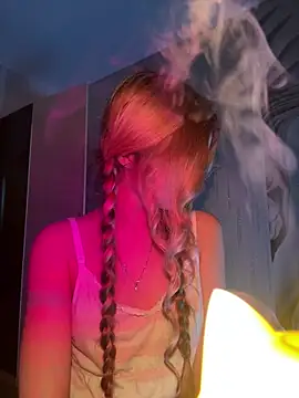  Siennaaa  online show from March 28, 2026, 7:26 pm