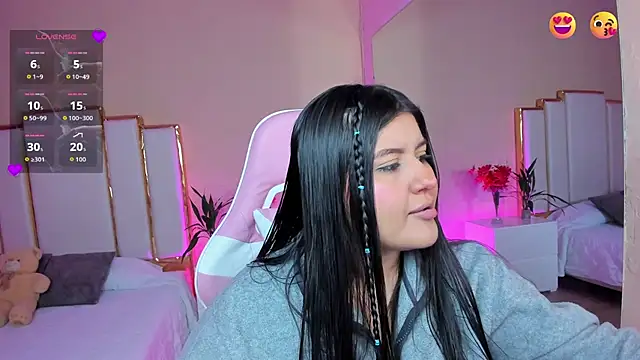 AnnaSwift  online show from February 25, 2026, 1:44 pm