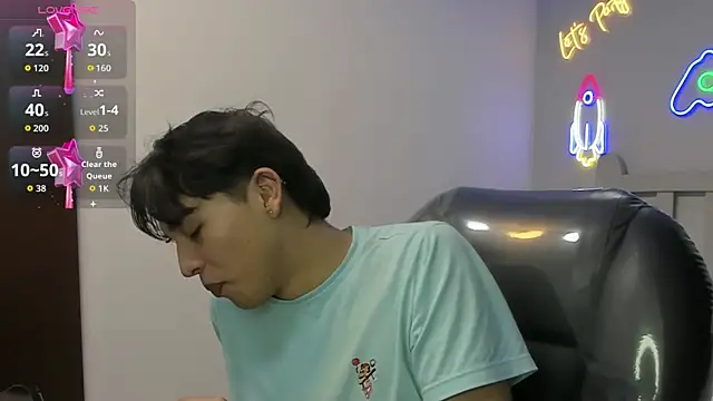 StiwenTwink online show from January 9, 2026, 8:38 pm