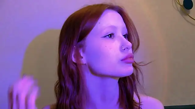 Snapshot of Nyra_Thira chatting on March 27, 2026, 1:01 pm Nyra Thira online show from March 27, 2026, 1:01 pm