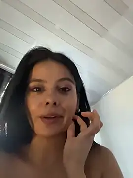 Snapshot of SaraMistick chatting on November 15, 2025, 1:15 pm SaraMistick online show from November 15, 2025, 1:15 pm