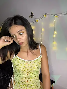 SaraMistick online show from March 30, 2026, 11:01 am