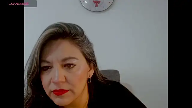 XxAntonellaxxx online show from October 15, 2025, 1:41 pm