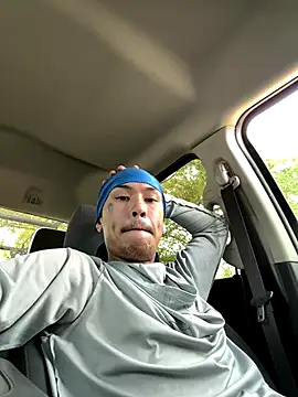 Snapshot of Loadedeggs chatting on October 22, 2025, 5:12 pm Loadedeggs online show from October 22, 2025, 5:12 pm