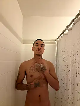 Loadedeggs online show from November 6, 2025, 2:43 pm