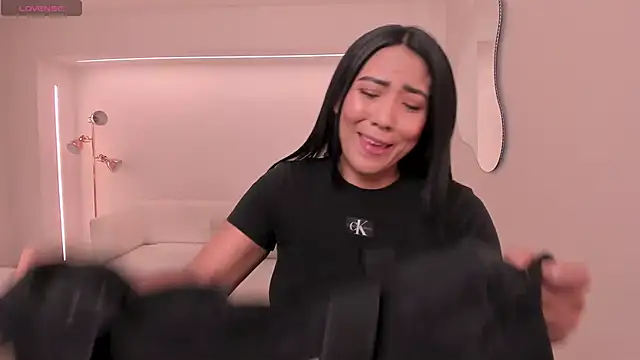 Snapshot of NatalieLewis chatting on November 2, 2025, 11:59 am NatalieLewis online show from November 2, 2025, 11:59 am