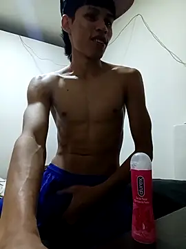 Snapshot of mazo18 chatting on February 11, 2026, 3:06 am mazo18 online show from February 11, 2026, 3:06 am