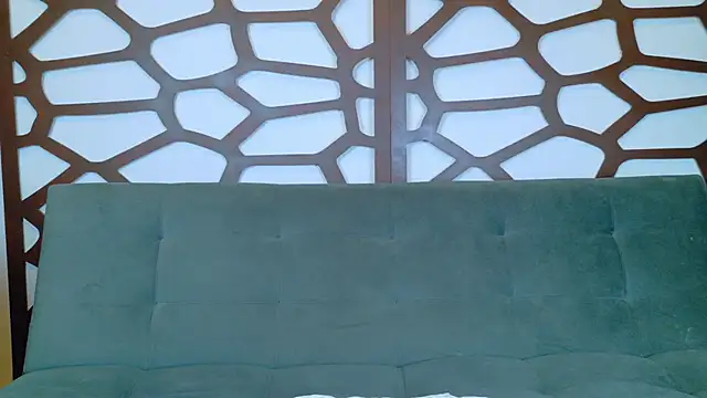 ashley jonee online show from December 14, 2025, 1:17 pm