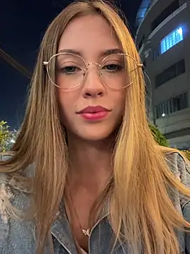 fanyabbey online show from May 3, 2026, 3:33 am