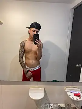 Snapshot of jeff2995_ chatting on March 31, 2026, 2:35 am jeff2995 online show from March 31, 2026, 2:35 am