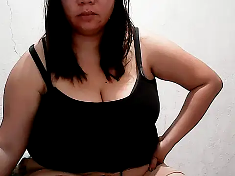 Snapshot of HornyPussie69 chatting on December 19, 2025, 10:12 pm HornyPussie69 online show from December 19, 2025, 10:12 pm