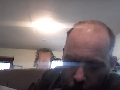 crazyheratic8 online show from February 12, 2026, 11:04 pm