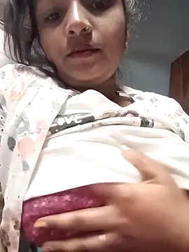 Neelam-baby1 online show from February 27, 2026, 9:25 pm