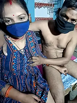 Neelam-baby1 online show from October 25, 2025, 4:18 pm