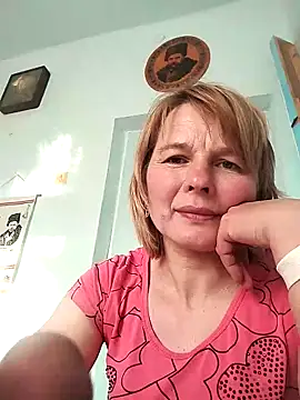 Masha412111 online show from May 4, 2026, 4:21 pm