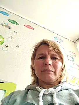 Masha412111 online show from October 2, 2025, 11:13 am