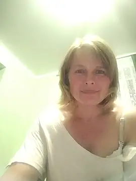 Masha412111 online show from June 13, 2026, 9:13 pm