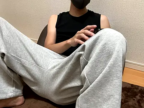 Snapshot of Ryunosukesuke chatting on November 7, 2025, 4:00 pm Ryunosukesuke online show from November 7, 2025, 4:00 pm