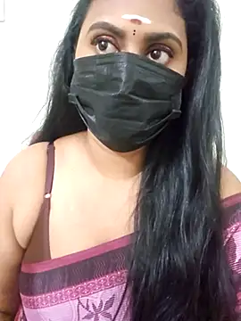 Snapshot of Dheronika_sweetie chatting on October 16, 2025, 4:48 pm Dheronika sweetie online show from October 16, 2025, 4:48 pm