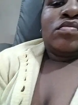 thicknjuicyx online show from October 6, 2025, 4:30 pm