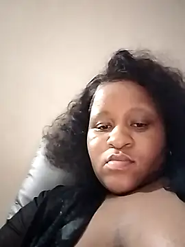thicknjuicyx online show from October 7, 2025, 7:37 pm
