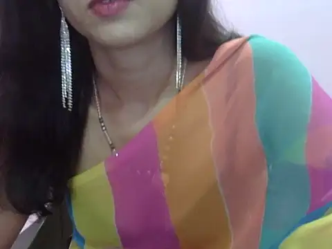 Laila Cute online show from May 30, 2026, 4:19 am