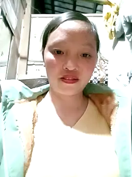 Snapshot of Minkine022 chatting on December 4, 2025, 1:10 pm Minkine022 online show from December 4, 2025, 1:10 pm