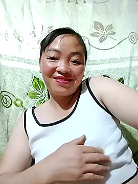 Snapshot of Minkine022 chatting on April 10, 2026, 8:16 pm Minkine022 online show from April 10, 2026, 8:16 pm