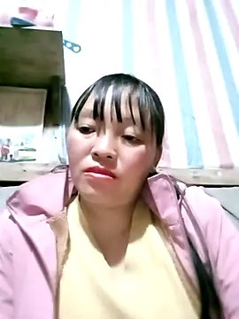 Snapshot of Minkine022 chatting on January 11, 2026, 1:56 am Minkine022 online show from January 11, 2026, 1:56 am